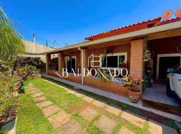 Casa · 180m² · 3 Quartos · Casa em condomínio fechado em Extrema MG Condominio Itamaraty