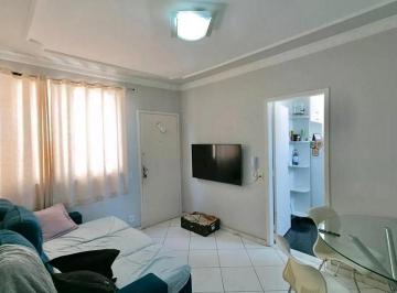Apartamento · 72m² · 2 Quartos · 1 Vaga · APARTAMENTO REFORMADO | 2 QUARTOS | 01 BANHEIRO | 1 VAGA
