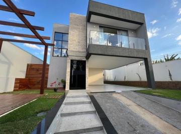 Casa · 210m² · 3 Quartos · 2 Vagas · LINDA CASA | 3 QUARTOS | 01 SUITE | 03 BANHEIROS | 02 VAGAS