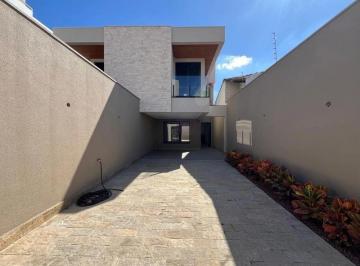 Casa · 160m² · 4 Quartos · 3 Vagas · CASA GEMINADA | 4 QUARTOS |01 SUITE | 03 BANHEIROS | 3 VAGAS BAIRRO JARAGUÁ