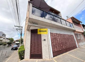 Casa · 461m² · 3 Quartos · 6 Vagas · Sobrado de Esquina com 3 Suítes, Área Gourmet e Salão Locado – Bairro Dos Casa, São Bernardo do Camp