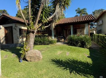 41909808_g.jpg ·
Linda Casa em Condomínio com Churrasqueira e Closet em Vila Elsa, V