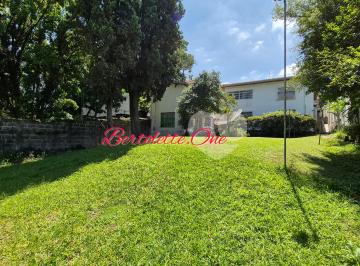 Casa de 3 quartos, São Paulo · Casa térrea ou terreno 3 quartos 2 banheiros 5 vagas 900m2 Jardim Floresta