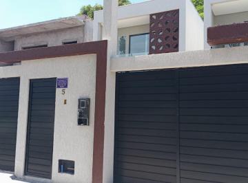 Casa de 3 quartos, Lauro de Freitas ·  3/4  Casa em Lauro de Freitas Sendo 3 Suites 