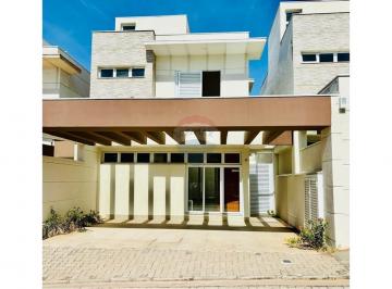 Casa · 130m² · 3 Quartos · 2 Vagas · Casa Condomínio Jardim Pagliato