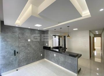 Casa · 68m² · 3 Quartos · 2 Vagas · Casa à venda no bairro Floresta, 3 quartos, quintal e 2 vagas.