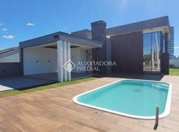 749234_i1e3179374TT97IF4_74923468e96bec8077f.jpg · Casa com 180m², terreno 13x30 em Arroio do Sal