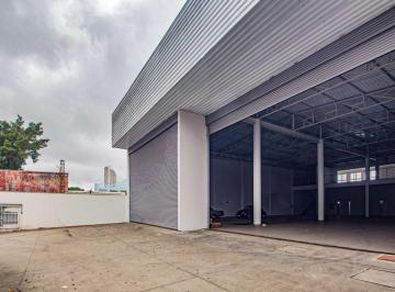Comercial · 829m² · 15 Quartos · 30 Vagas · Galpão na Avenida Amador Bueno da Veiga, N. 1664 • 829 m²