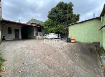 Casa · 200m² · 3 Quartos · 4 Vagas · Casa à venda 3 quartos no Bairro Inconfidentes