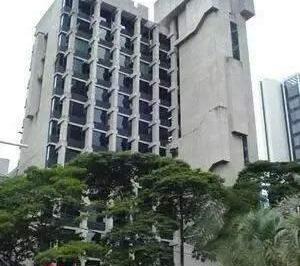 Comercial · 117m² · 2 Vagas · Conjunto Comercial em Broolin 117m2