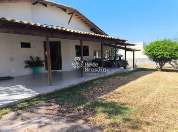 Casa · 202m² · 2 Quartos · 7 Vagas · Condomínio Ouro Vermelho II - Casa à venda, com 2 suítes, terreno de esquina