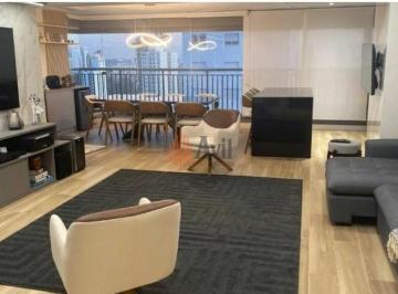 Apartamento · 160m² · 4 Quartos · 2 Vagas · Apartamento 160m² com 4 quartos, 2 suítes à Venda na Mooca