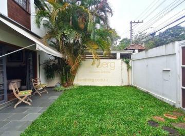Casa · 130m² · 3 Quartos · 3 Vagas · Casa com jardim e edícula no Alto da Boa Vista