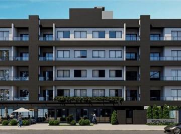19032408-0313-457c-9b2a-aeab34373b7f · Agradável apartamento para venda em Canasvieiras com 2 quartos, sendo 2 suítes, 69m²