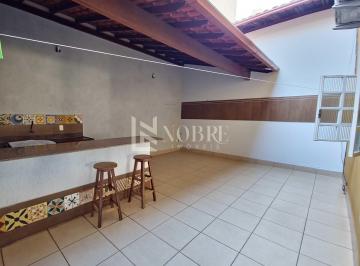 Casa · 180m² · 3 Quartos · Casa com , 3 Quartos (1 Suíte) no Bairro Imbaúbas