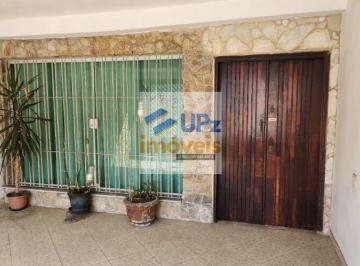 Casa · 182m² · 3 Quartos · 2 Vagas · Casa Sobrado com 3 dorm, varanda espaçosa e 2 vagas de garagem cobertas no Bela Vista em Osasco-SP