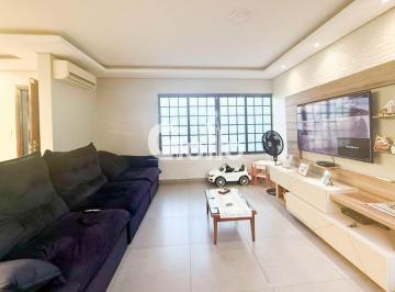 Casa · 353m² · 4 Quartos · 6 Vagas · Casa à venda na Vila Lavínia, Mogi das Cruzes/SP - 4 dormitórios