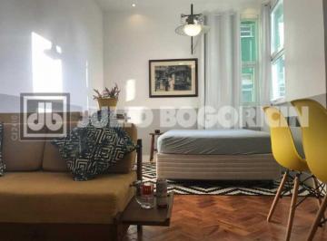 Apartamento · 23m² · 1 Quarto · Apartamento :  / Residencial / Centro