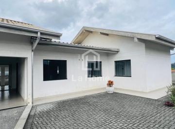 Casa · 222m² · 3 Quartos · 4 Vagas · Casa com 03 dormitórios sendo 01 suíte à venda em Blumenau, Bairro Badenfurt
