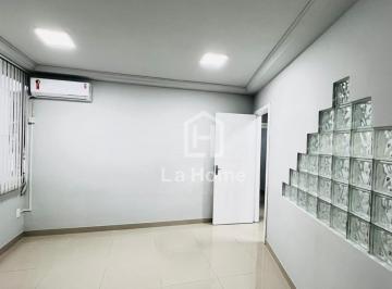Comercial · 42m² · Sala comercial em localização privilegiada de Blumenau, no Centro da cidade.