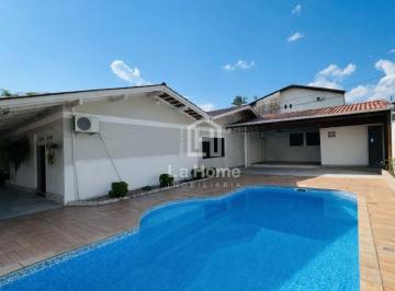 Casa · 212m² · 7 Quartos · 6 Vagas · Casa com 04 quartos sendo 02 suítes com 01 Máster, á venda no Bairro Fortaleza, Blumenau