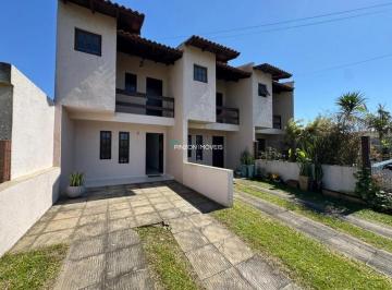 Casa · 97m² · 2 Quartos · 1 Vaga · Propriedade a 300 metros da praia em Atlântida Sul