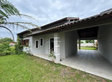 Casa · 158m² · 1 Quarto · 2 Vagas · Excelente casa em Atlântida Sul.