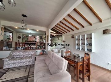 c6ad9a9f03234d04f2402571b1f8362f2c137853 · Casa com 4 dormitórios à venda, 357 m² por R$ 1.400.000,00 - Jardim Flórida - São Roque/SP