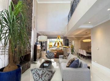 5eda48d9f5139fdc482eccbe1207cd479ce16332 · Casa Neo-Clássica à Venda no Condomínio Villa Solaia - Alphaville, SP