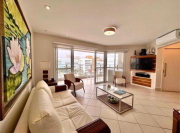 Apartamento · 178m² · 4 Quartos · 2 Vagas · Apartamento com 4 quartos à venda em Riviera - SP