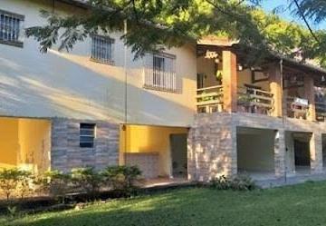 Rural · 800m² · 5 Quartos · 5 Vagas · Sítio em Pau Arcado - Campo Limpo Paulista, SP