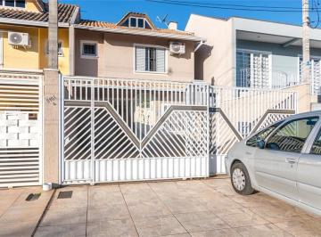 Casa de 4 quartos, Curitiba · Sobrado à venda no Bairro Alto, Curitiba
