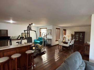 Casa · 181m² · 3 Quartos · 2 Vagas · Casa com 3 dormitórios, sendo 2 suites, com 181,10m2 na Medianeira