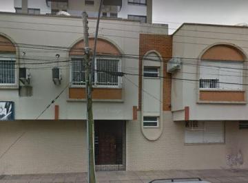 Apartamento · 94m² · 1 Quarto · 1 Vaga · Apartamento térreo de frente com um quarto e 94m² e uma vaga na Liberdade