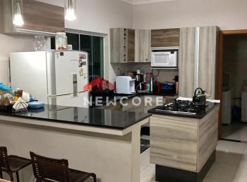 Casa · 260m² · 4 Quartos · 2 Vagas · Casa de condomínio em  Avenida Renato Vargas - Loteamento Pinheiros de Tremembé - Tremembé/SP