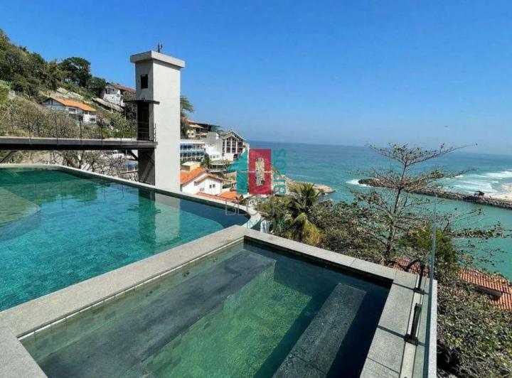 Foto do imóvel - Mansão de Luxo com Vista Mar no Joá – Um Refúgio Exclusivo entre a Zona Sul e a Barra da.
