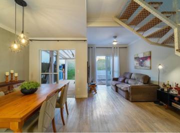 Casa · 93m² · 3 Quartos · 2 Vagas · Casa à venda - em Medeiros