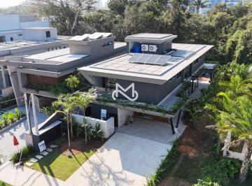 Casa · 445m² · 5 Quartos · 4 Vagas · Casa de Alto Padrão no Módulo 11 em Riviera de São Lourenço