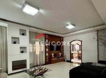 Casa de 4 quartos, Betim · Casa em Rua da França - Jardim Casa Branca - Betim/MG