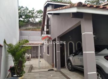 Casa · 175m² · 4 Quartos · 2 Vagas · Casa de condomínio em  Avenida Antônio Mory - Jardim de Lourdes - Embu das Artes/SP