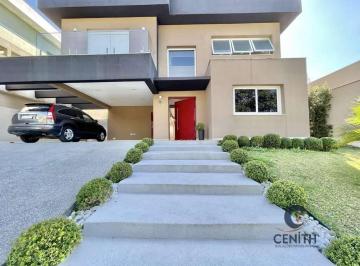 Casa de 4 quartos, Cotia · Casa à venda, 315 m², 04 Suítes, Piscina por R$ 2.800.000,00 - Cond.Vintage