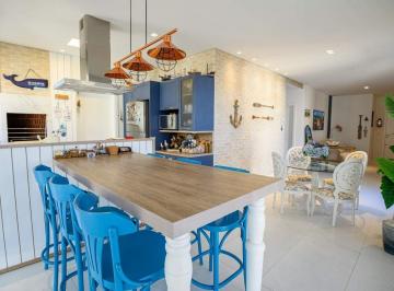 Apartamento · 92m² · 2 Quartos · 2 Vagas · Apartamento à venda no Ed. Heliconia na Praia Brava