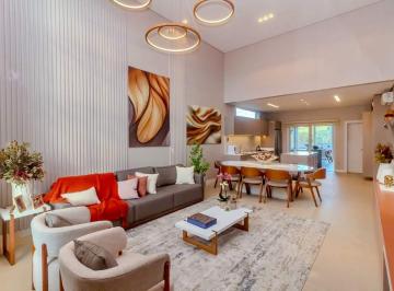 Casa · 168m² · 3 Quartos · 4 Vagas · Casa à venda no condomínio Colinas de Camboriú Village