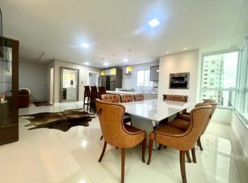 Apartamento · 151m² · 4 Quartos · 2 Vagas · Apartamento à venda no Ed. Lumiere em Balneário Camboriú