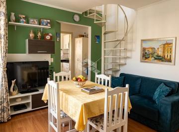Apartamento · 93m² · 2 Quartos · ampla cobertura de 2 dormitórios com amplo terraço