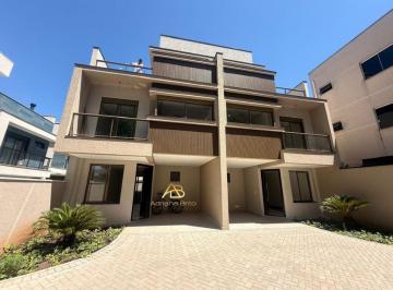 Casa de 3 quartos, Curitiba · Aconchegante e um Lugar Tranquilo para sua Família