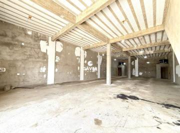 Comercial · 230m² · Galpão para aluguel no Jardim Rio Branco em São Vicente.