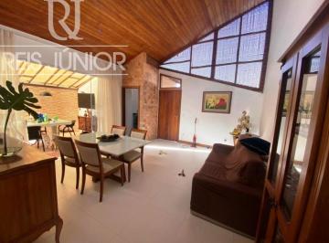Foto 01 · Casa térrea com  2 suítes e estrutura de lazer e segurança.