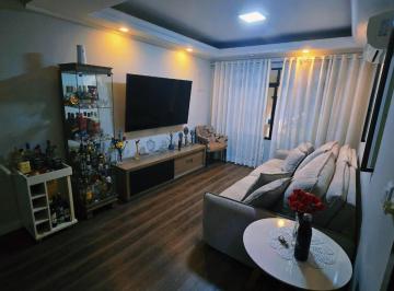 Casa · 226m² · 4 Quartos · 2 Vagas · Sobrado de 226 m², 4 quartos em Taboão, Diadema