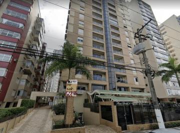 Apartamento de 4 quartos, Santos · Cobertura triplex de frete para a praia